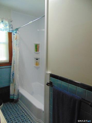 9 Grantham Road Wallingford CT 06492