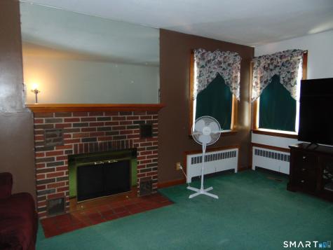 9 Grantham Road Wallingford CT 06492