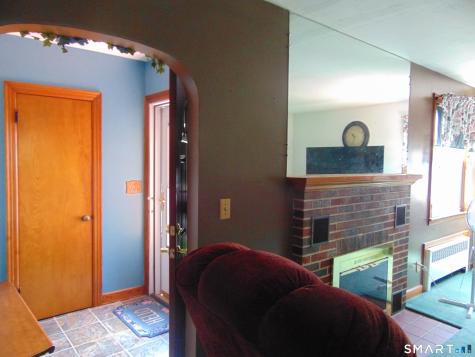 9 Grantham Road Wallingford CT 06492