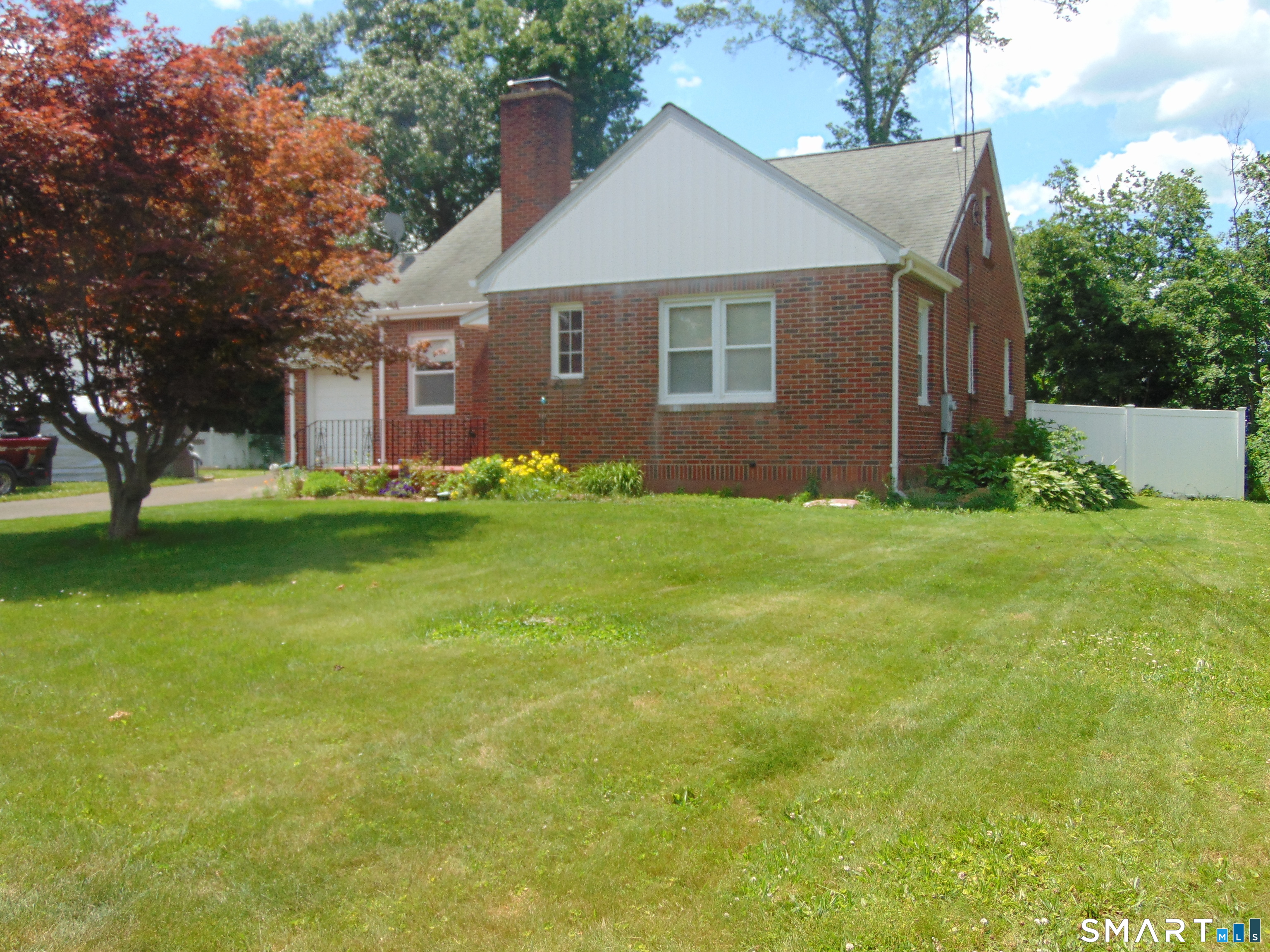 9 Grantham Road Wallingford CT 06492