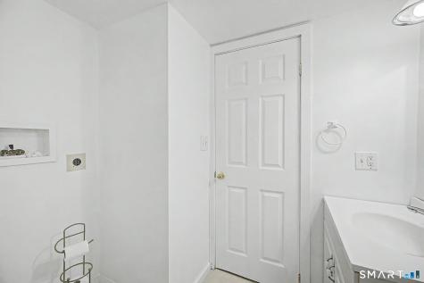 32 Greenlawn Drive Danbury CT 06810