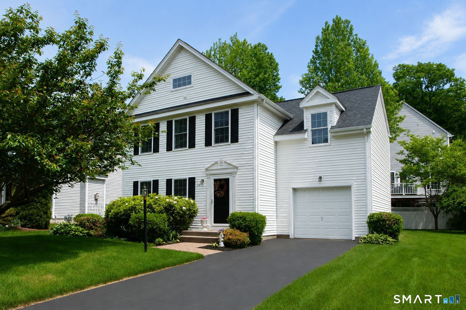 26 Fox Hollow Avon CT 06001