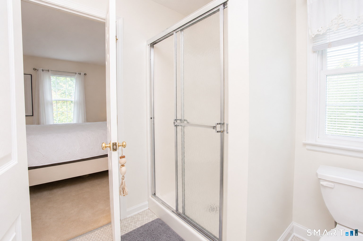 26 Fox Hollow Avon CT 06001