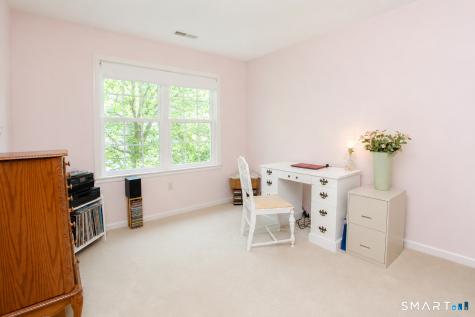 26 Fox Hollow Avon CT 06001