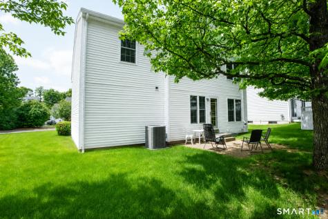 26 Fox Hollow Avon CT 06001