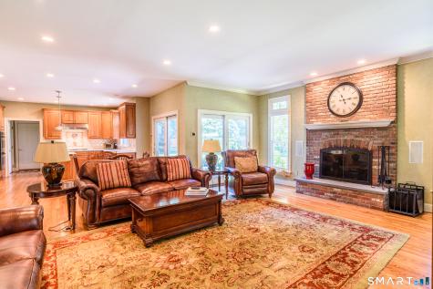 25 Wildrose Lane Trumbull CT 06611