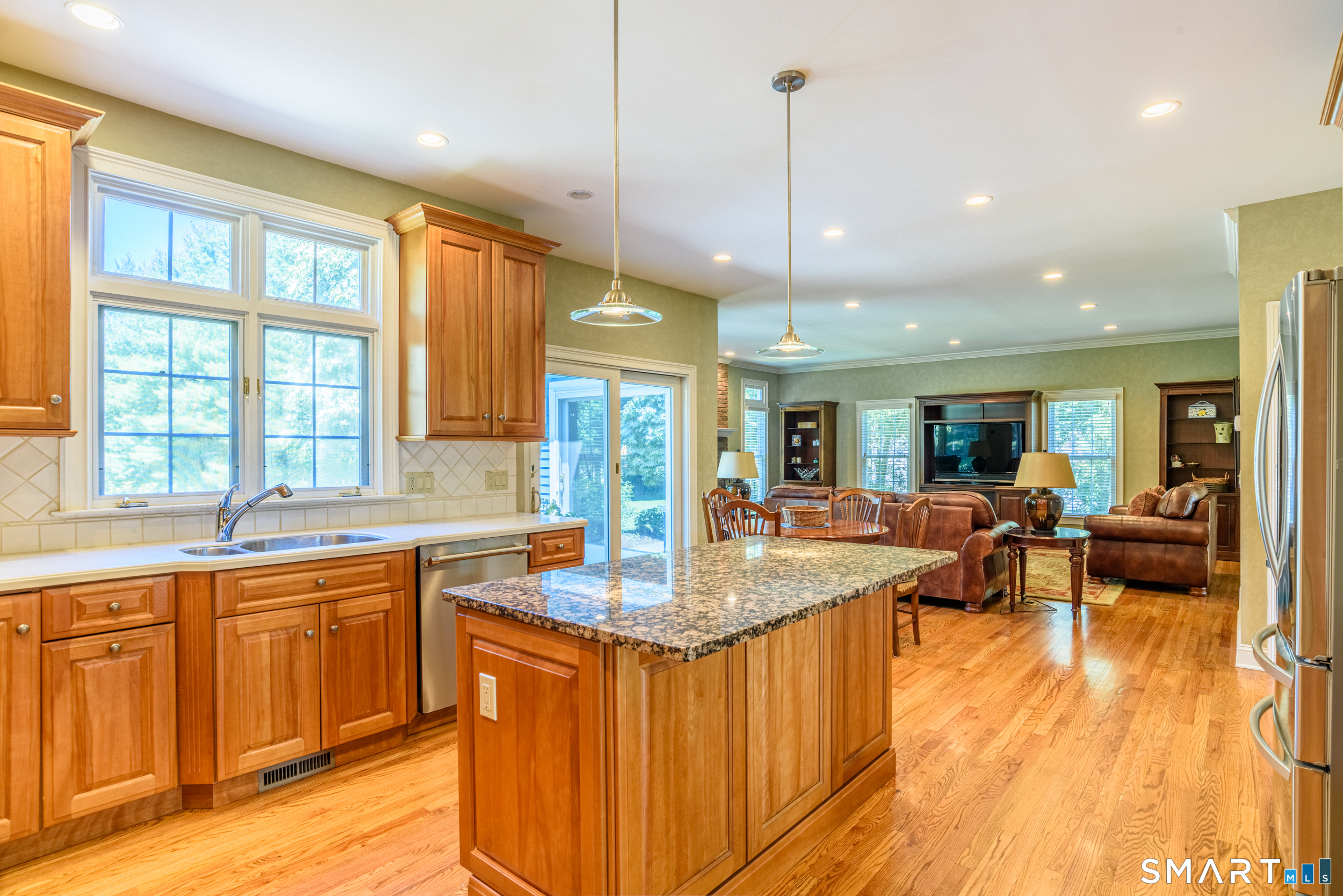 25 Wildrose Lane Trumbull CT 06611