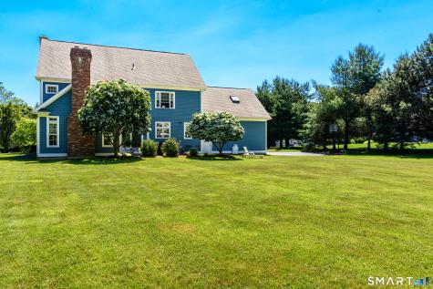 25 Wildrose Lane Trumbull CT 06611
