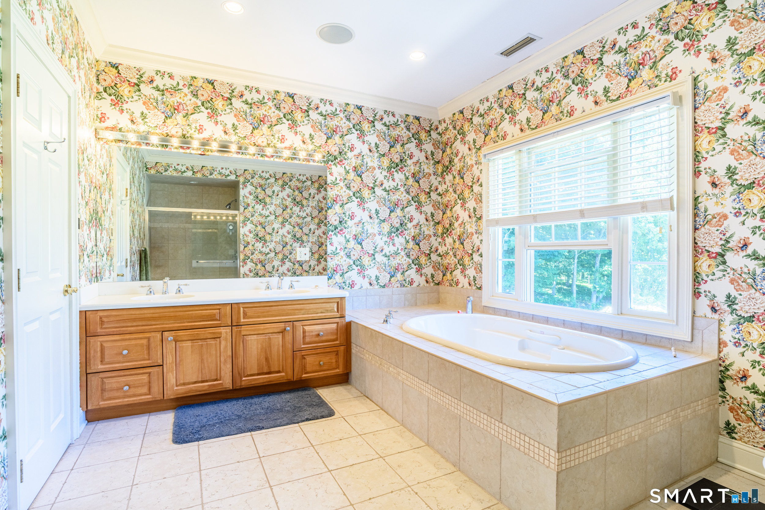 25 Wildrose Lane Trumbull CT 06611