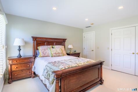 25 Wildrose Lane Trumbull CT 06611
