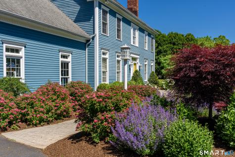 25 Wildrose Lane Trumbull CT 06611