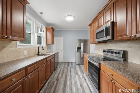 72 Baker Avenue Groton CT 06340