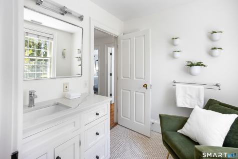 349 Beach Road Fairfield CT 06824