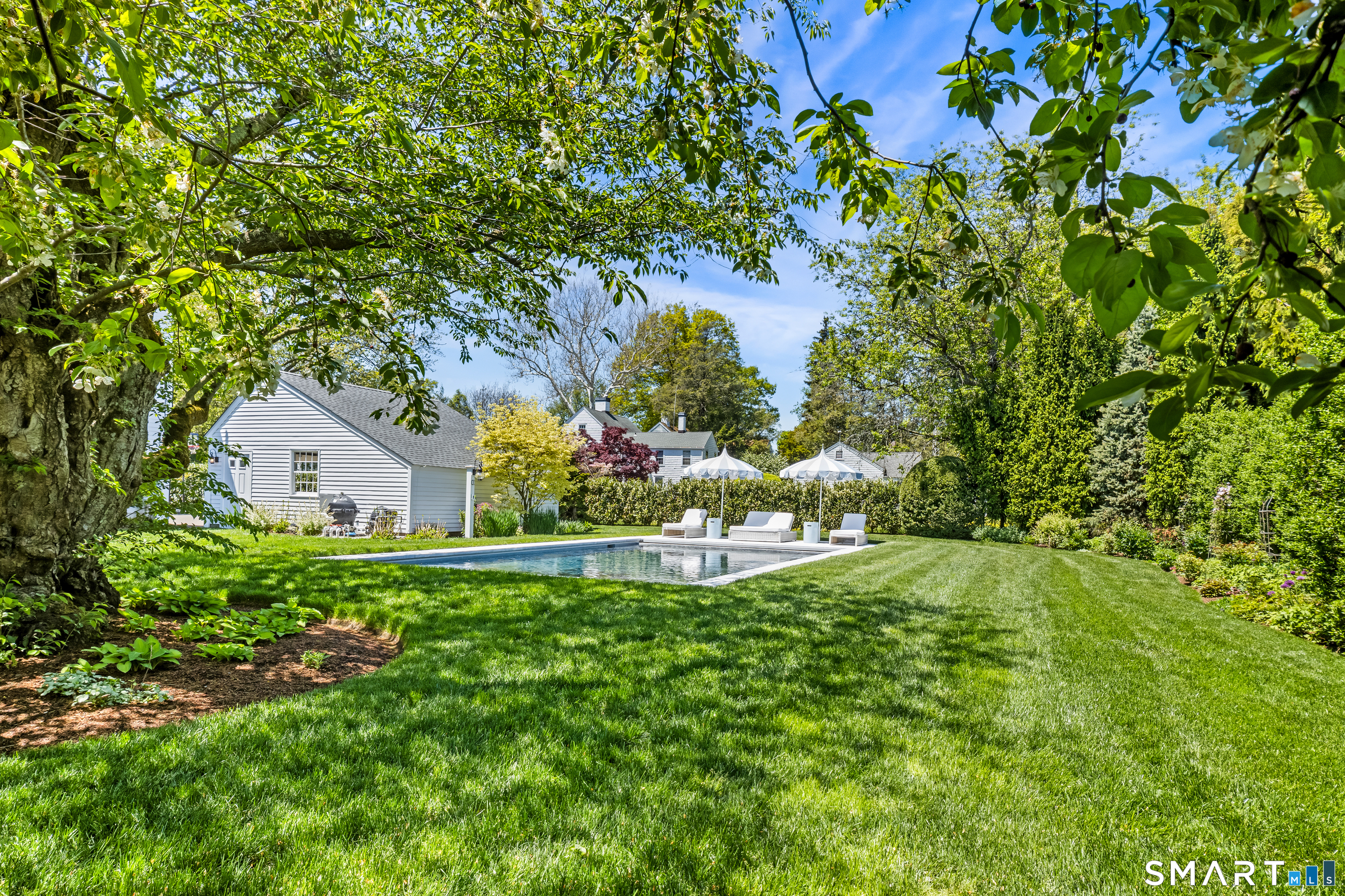 349 Beach Road Fairfield CT 06824