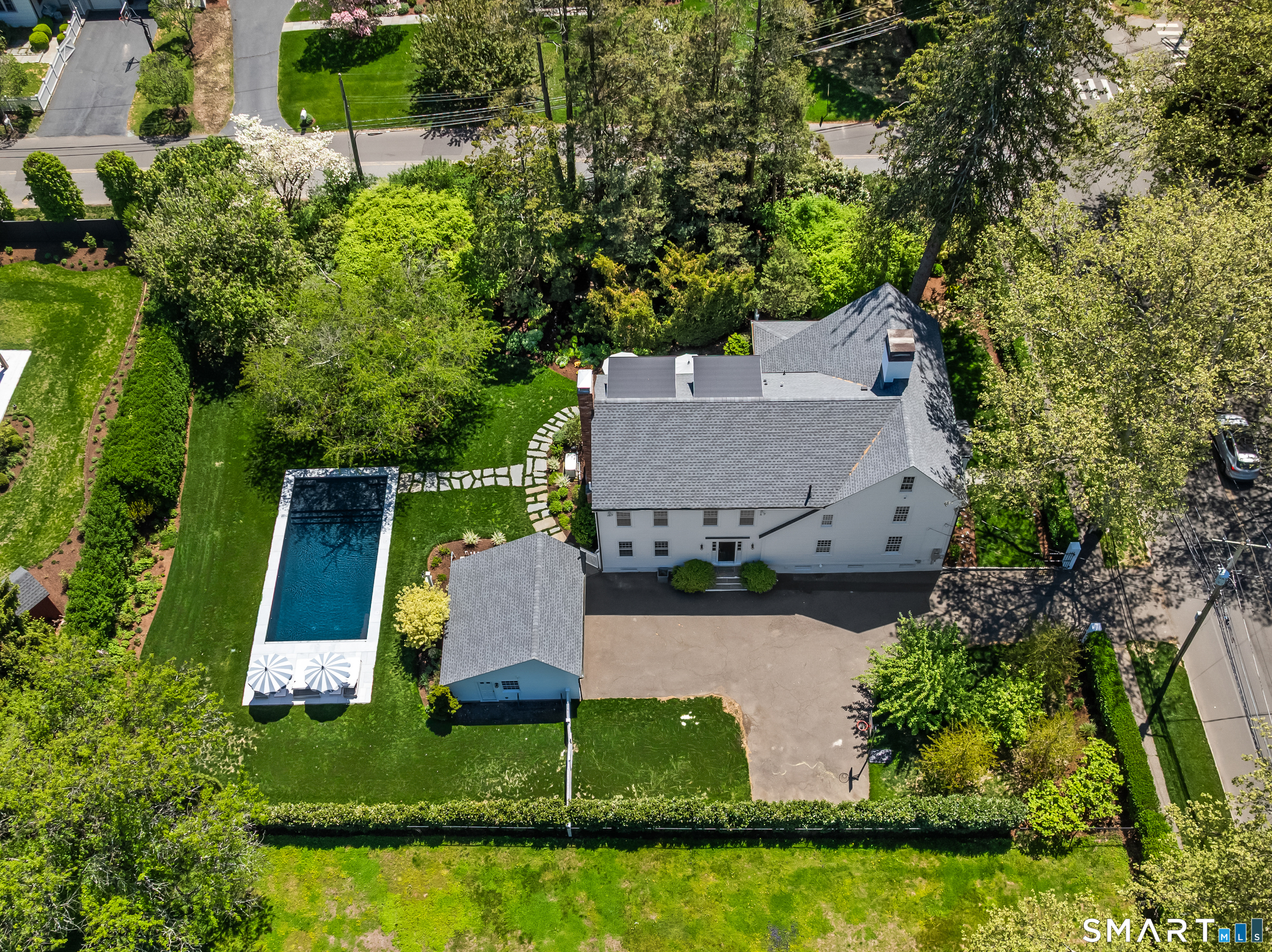 349 Beach Road Fairfield CT 06824