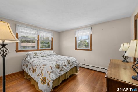 72 Occum Lane Montville CT 06382