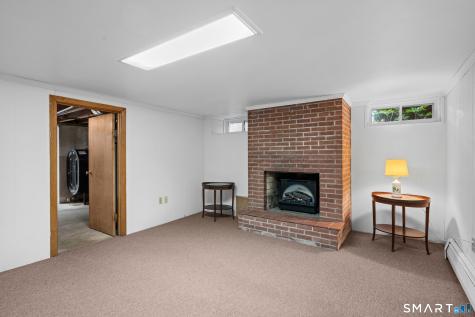 72 Occum Lane Montville CT 06382