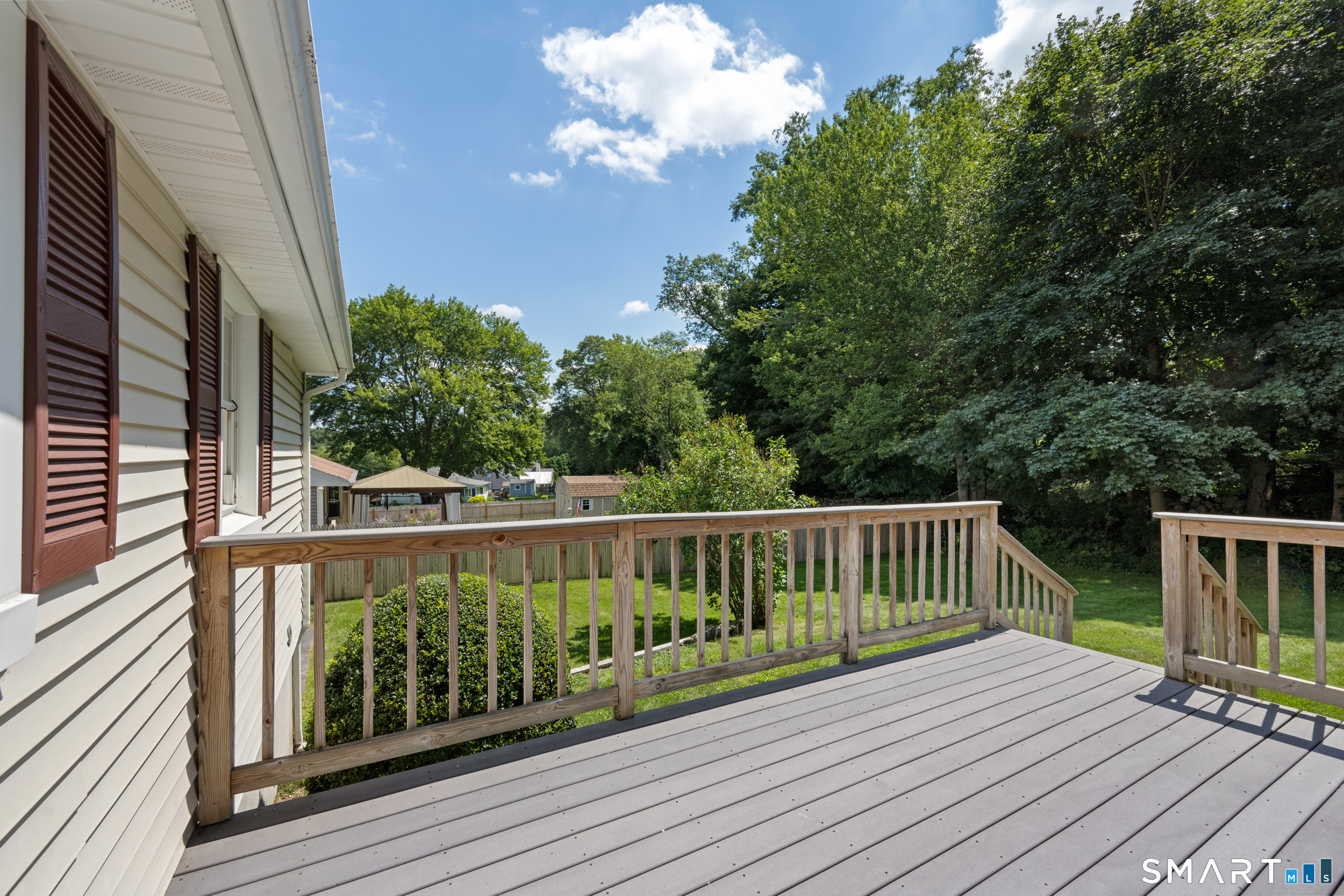 72 Occum Lane Montville CT 06382