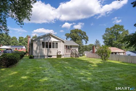 72 Occum Lane Montville CT 06382