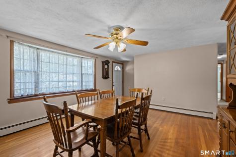 72 Occum Lane Montville CT 06382