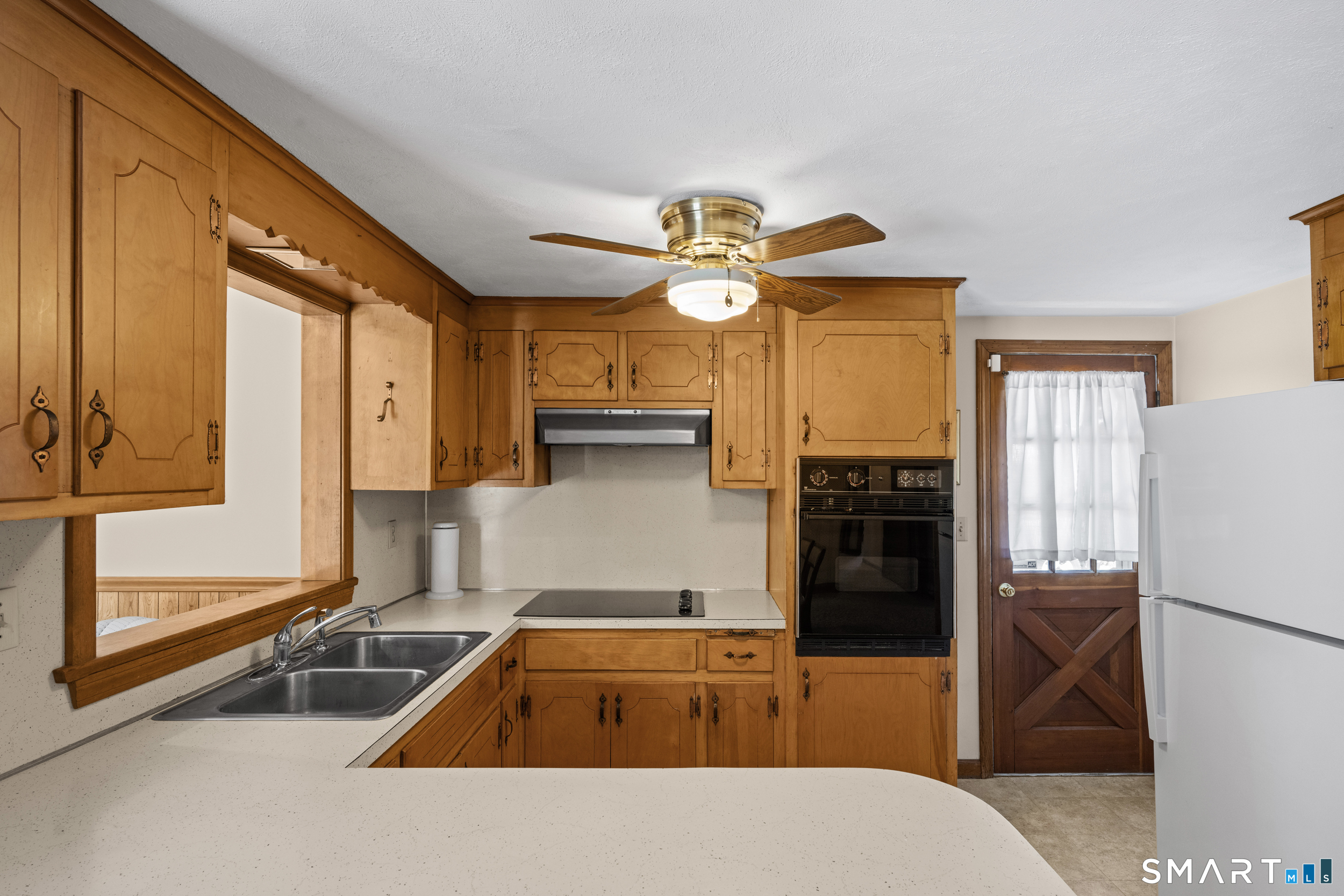72 Occum Lane Montville CT 06382