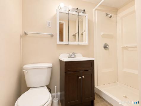 195 Montowese Avenue North Haven CT 06473