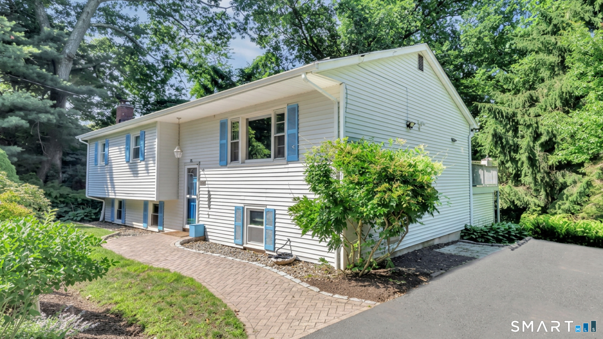 Shelton CT, 36 Manton Street