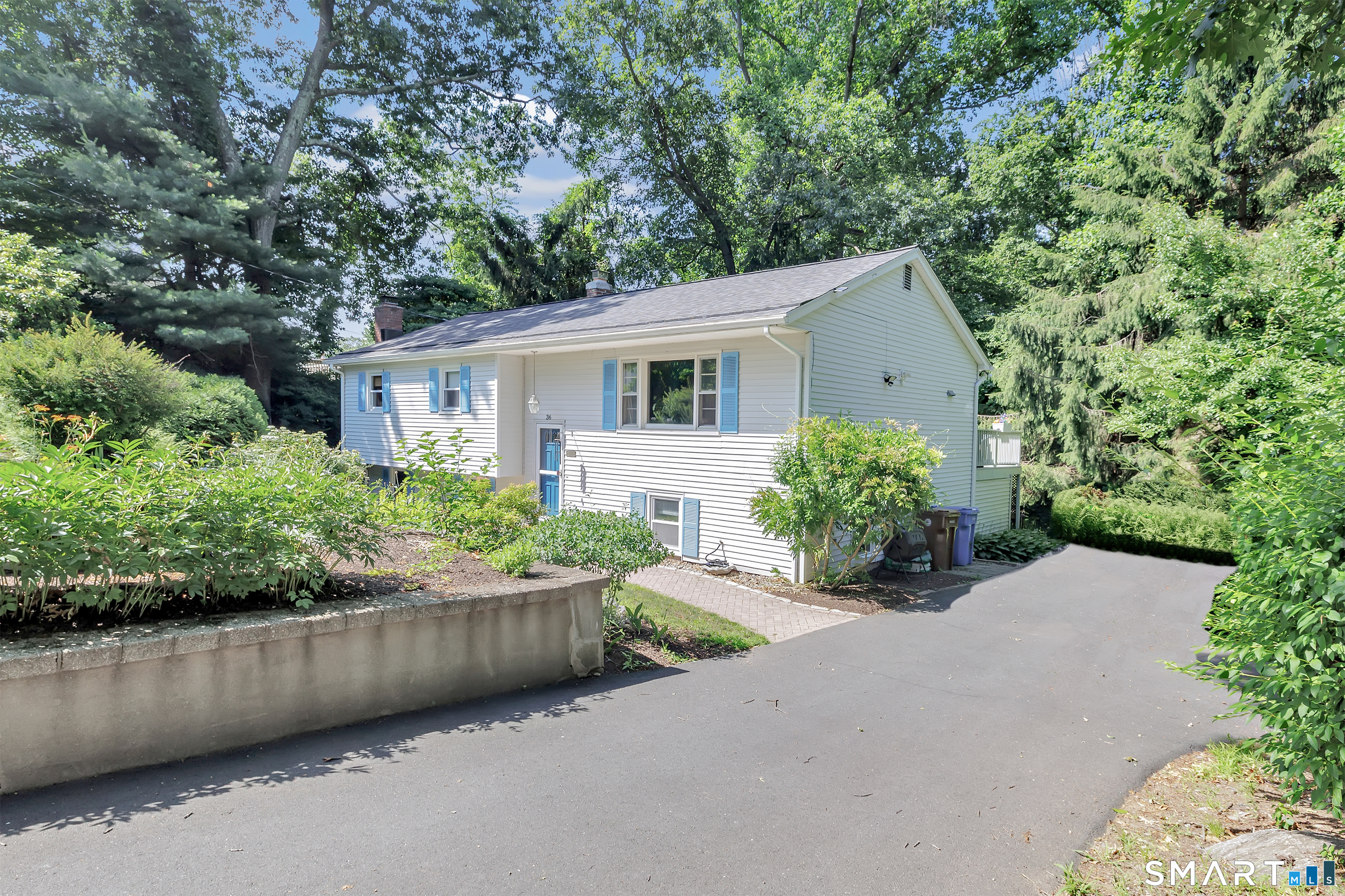 36 Manton Street Shelton CT 06484