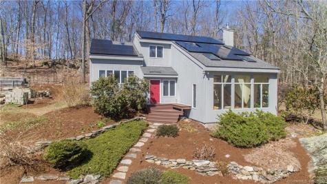 87 Browns Road Mansfield CT 06268