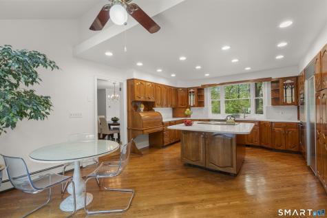 73 Wolfpit Road Wilton CT 06897