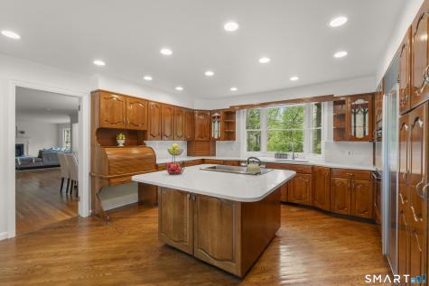 73 Wolfpit Road Wilton CT 06897