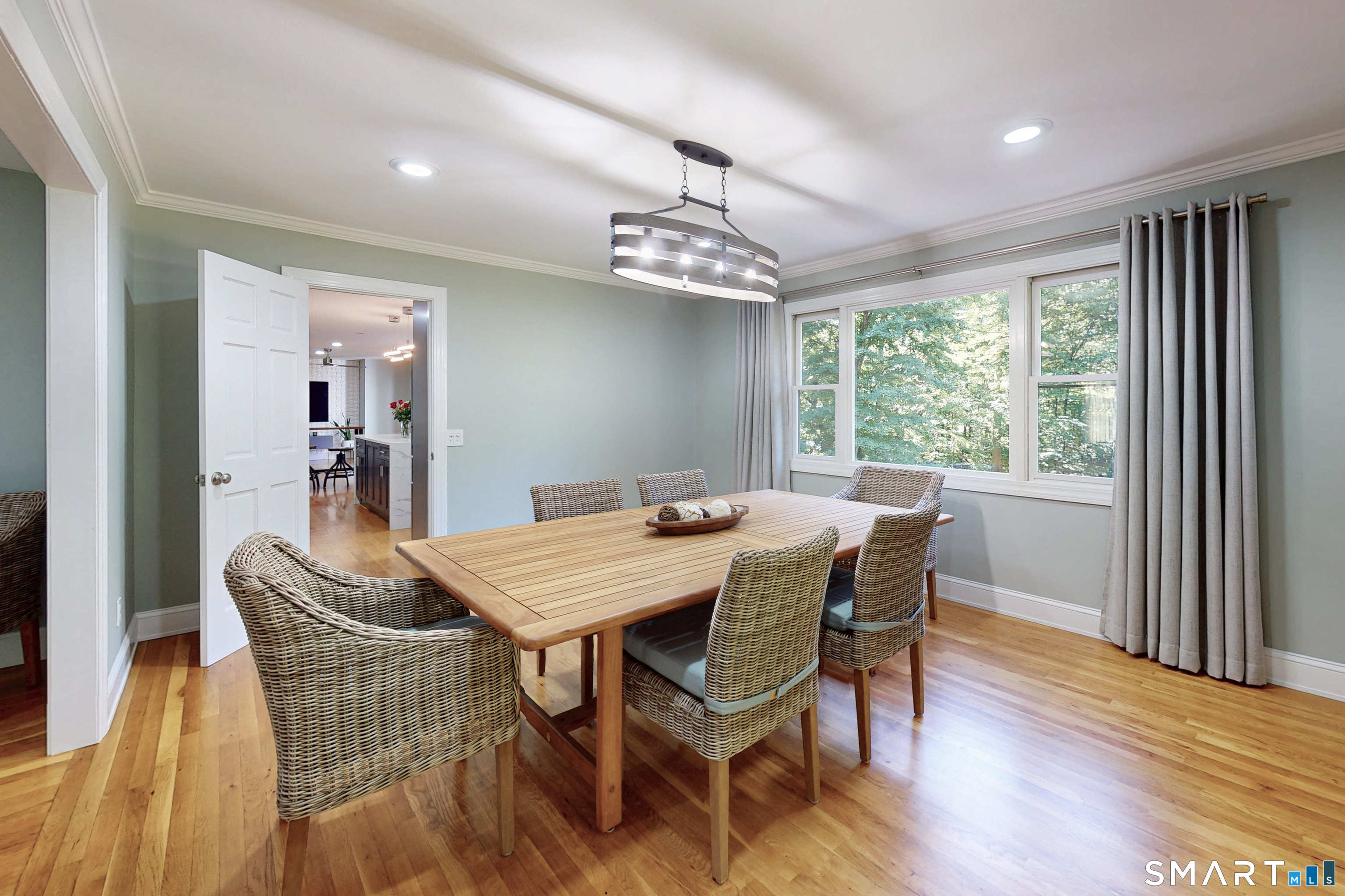 14 Wagon Road Bethel CT 06801