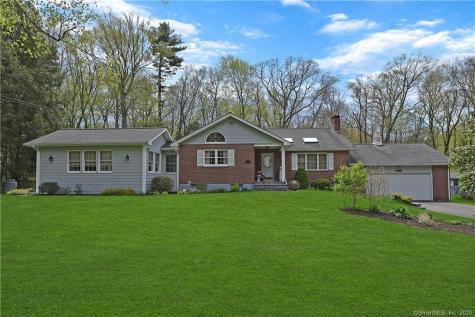 45 Sunnyridge Road Avon CT 06001