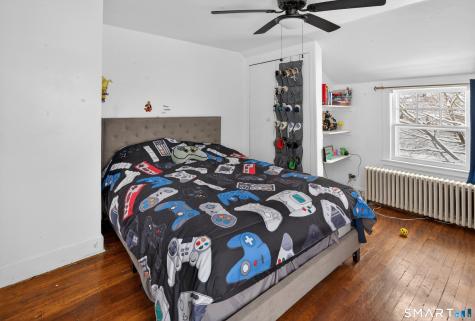 61 Nottingham Terrace Waterbury CT 06704