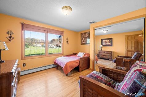 4 Strawberry Road Ellington CT 06029