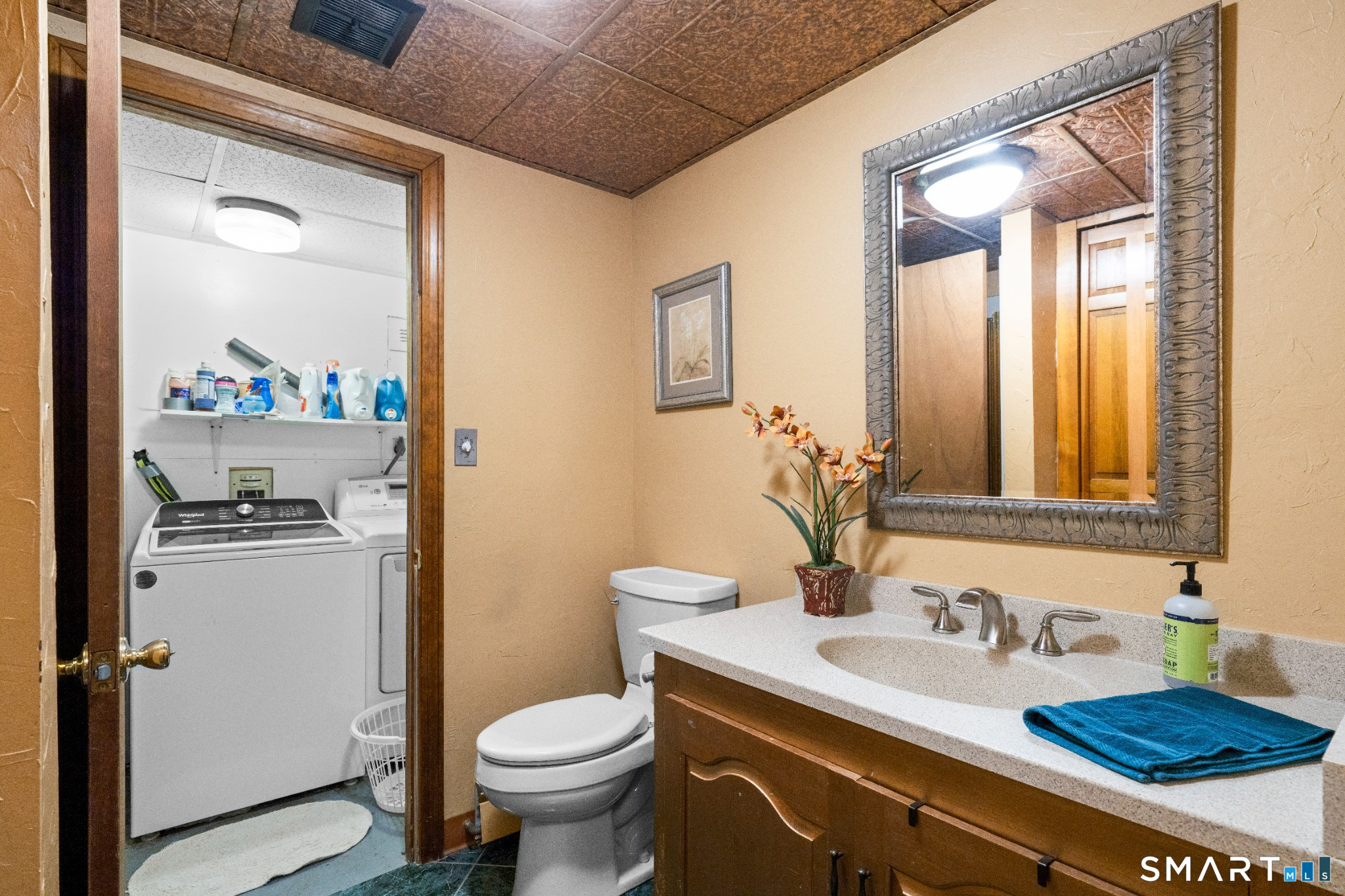 4 Strawberry Road Ellington CT 06029