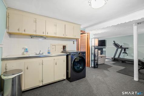 236 Hillcrest Avenue Newington CT 06111