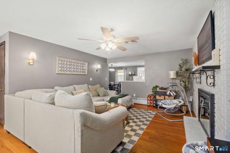 236 Hillcrest Avenue Newington CT 06111