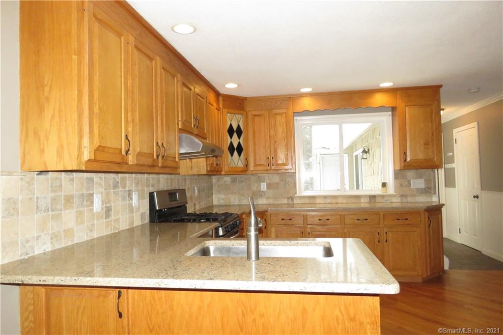 7 Westridge Drive Simsbury CT 06070