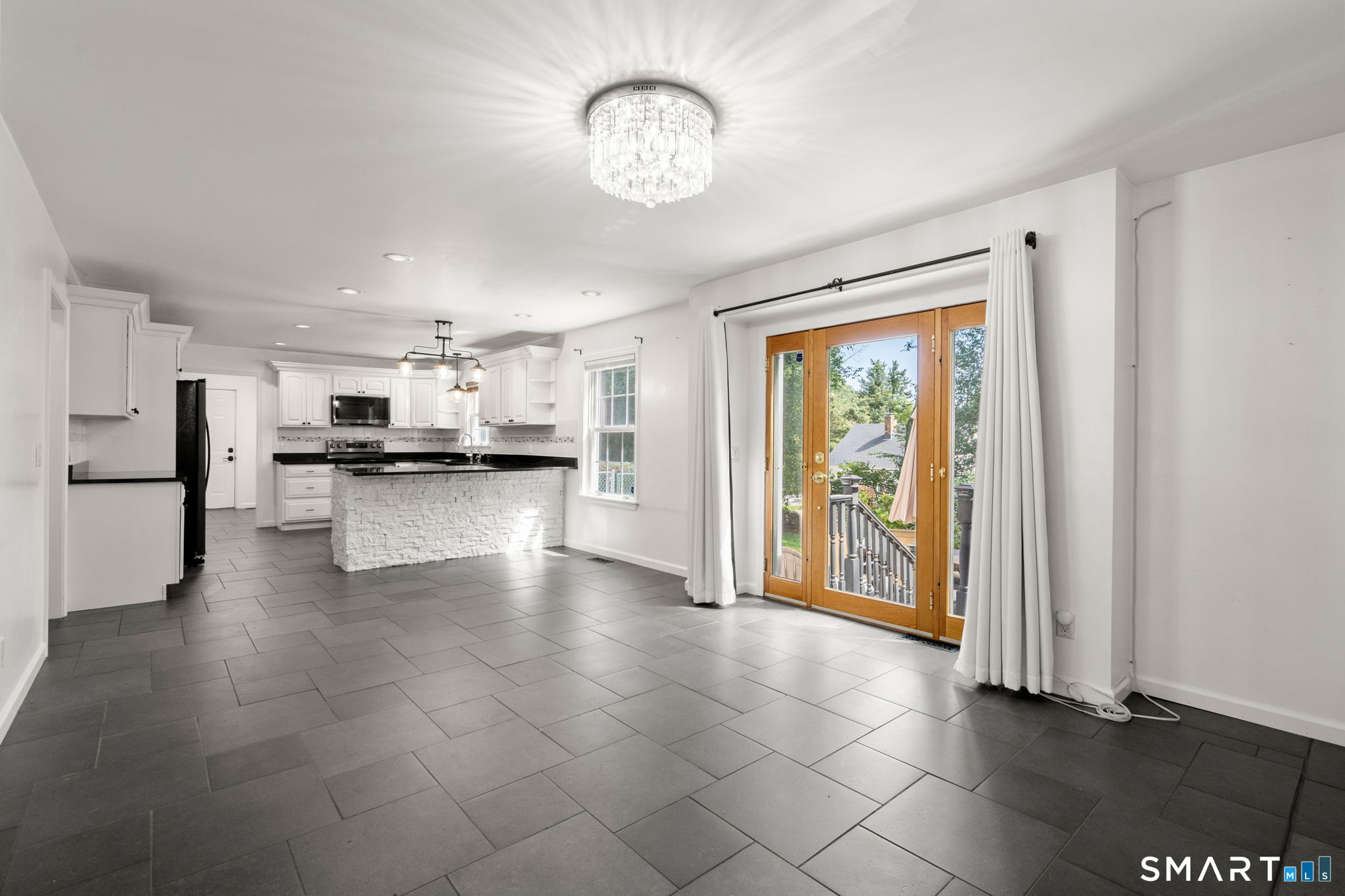 141 Briar Hill Road Groton CT 06340