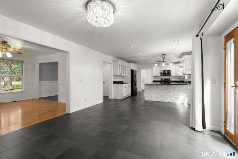 141 Briar Hill Road Groton CT 06340