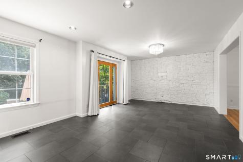 141 Briar Hill Road Groton CT 06340