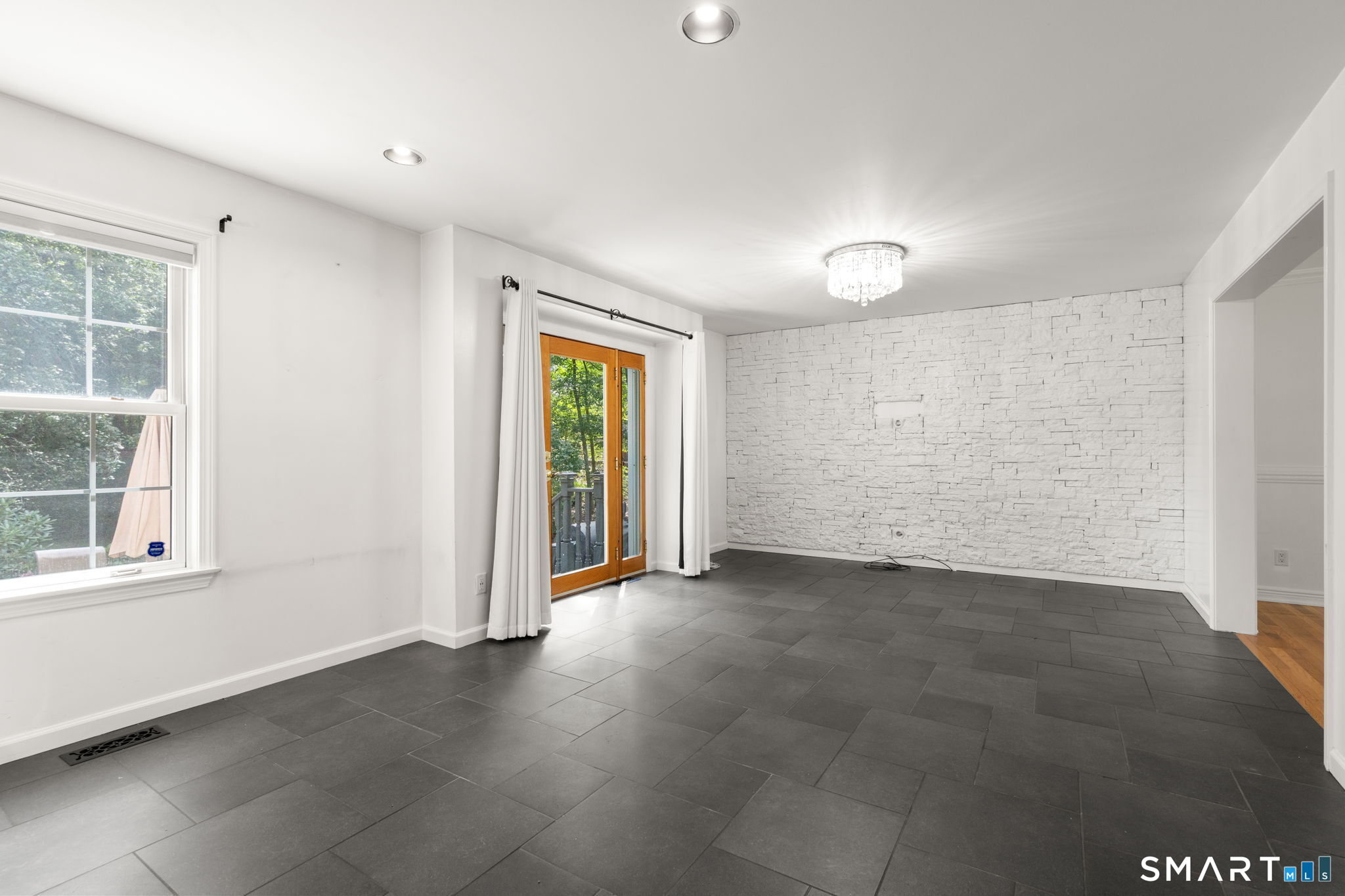 141 Briar Hill Road Groton CT 06340