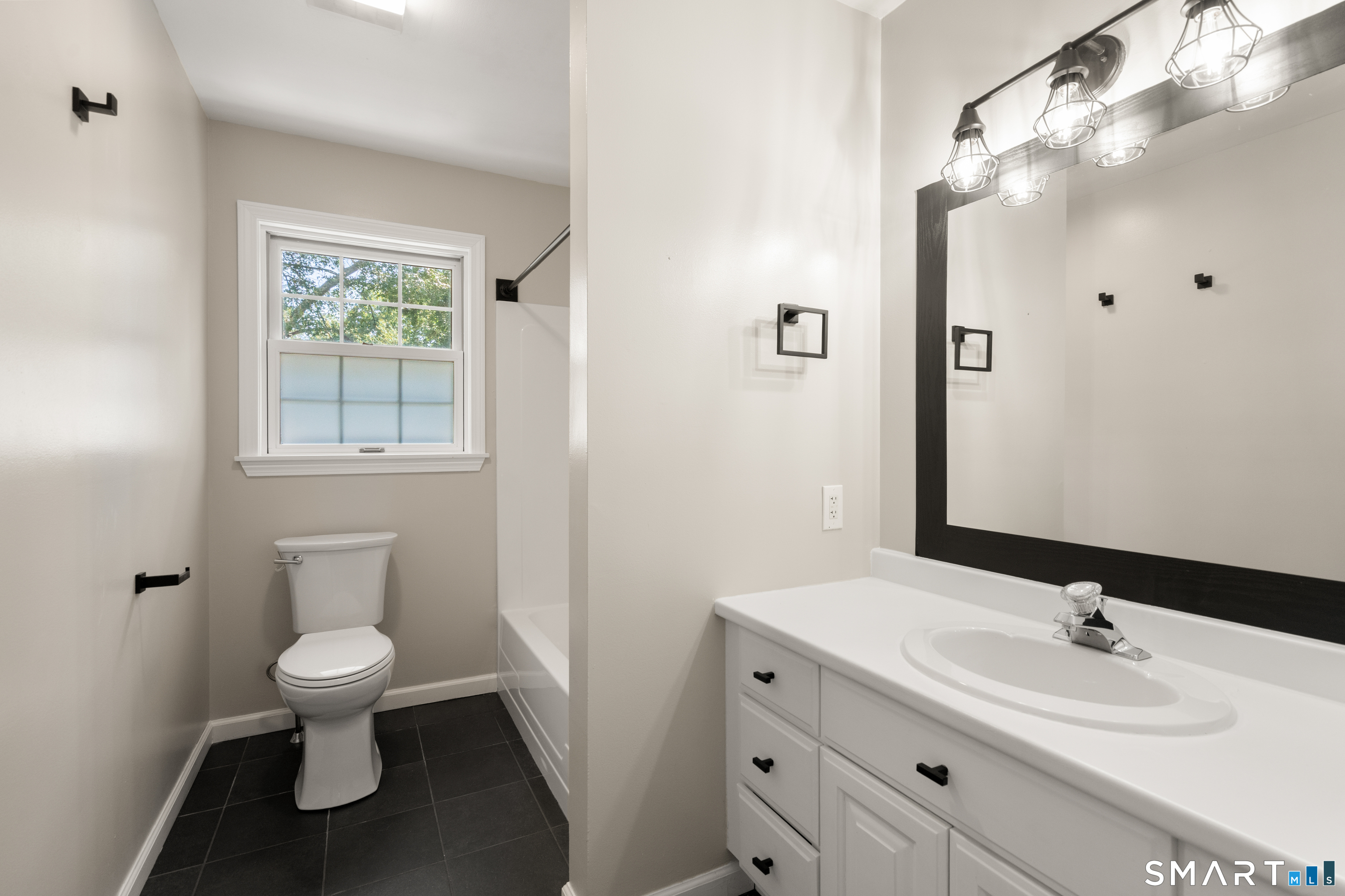 141 Briar Hill Road Groton CT 06340