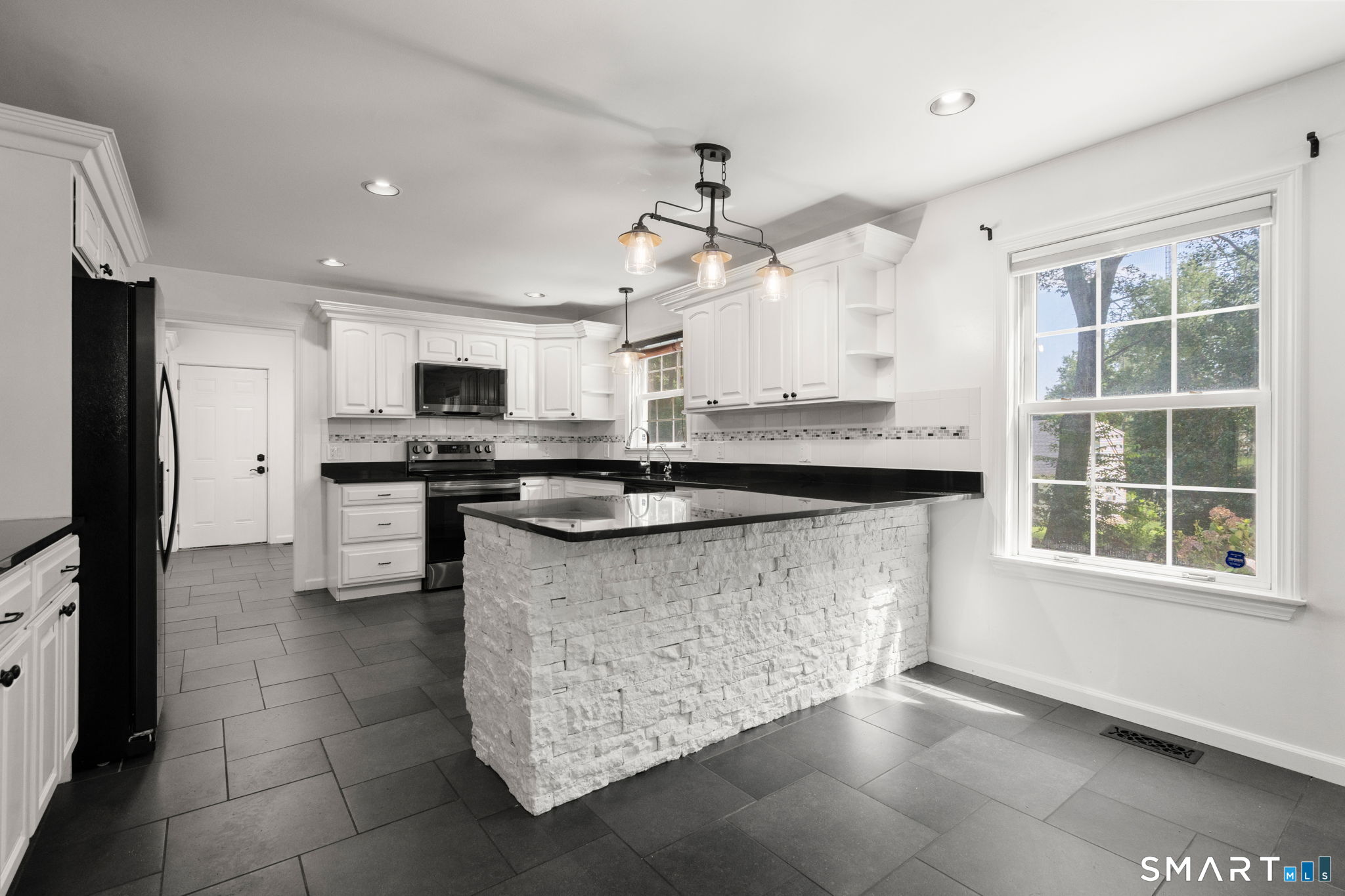 141 Briar Hill Road Groton CT 06340