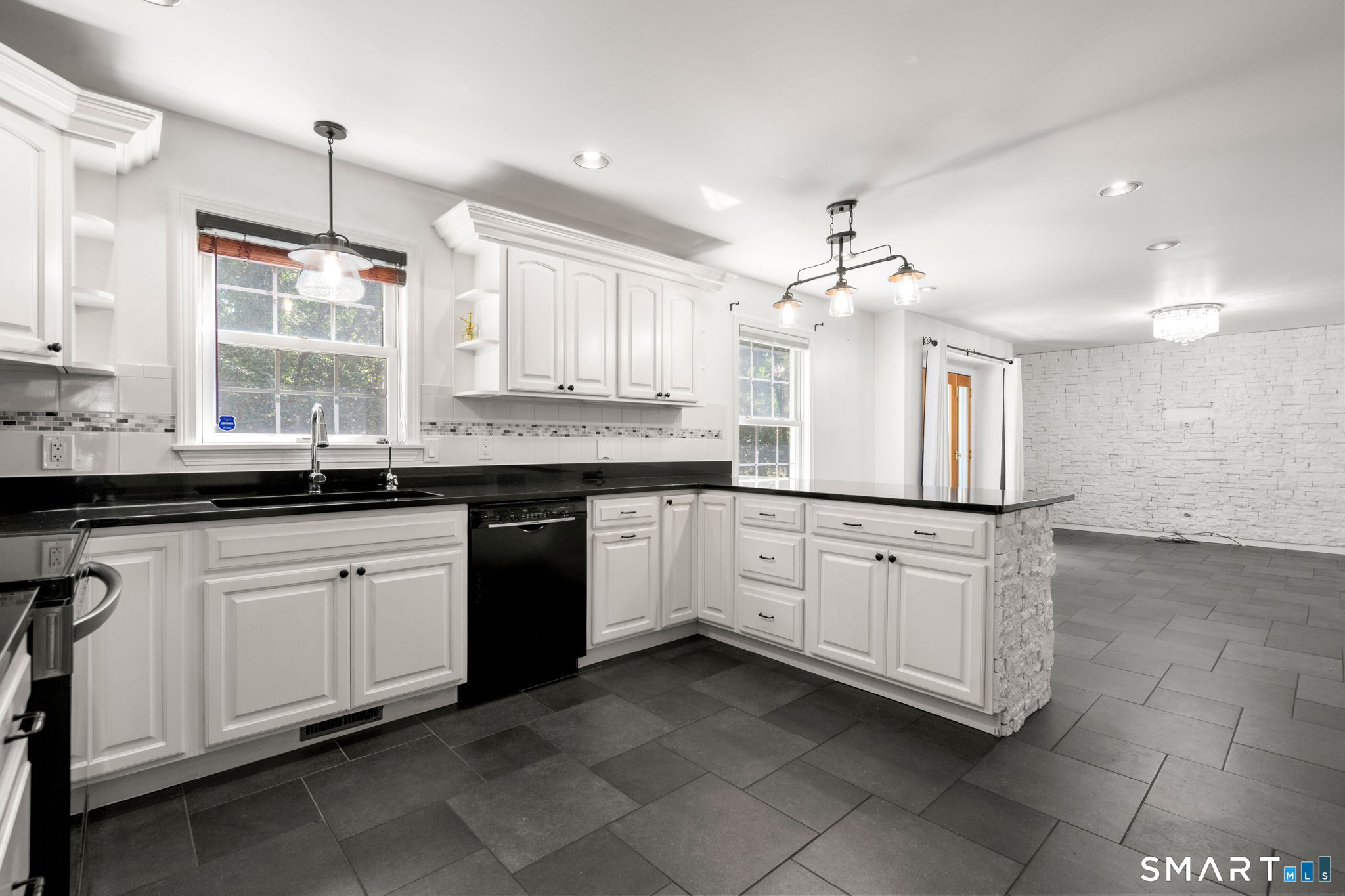 141 Briar Hill Road Groton CT 06340