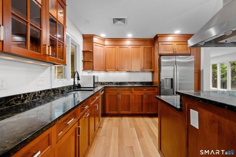 20 Morris Road Woodbridge CT 06525