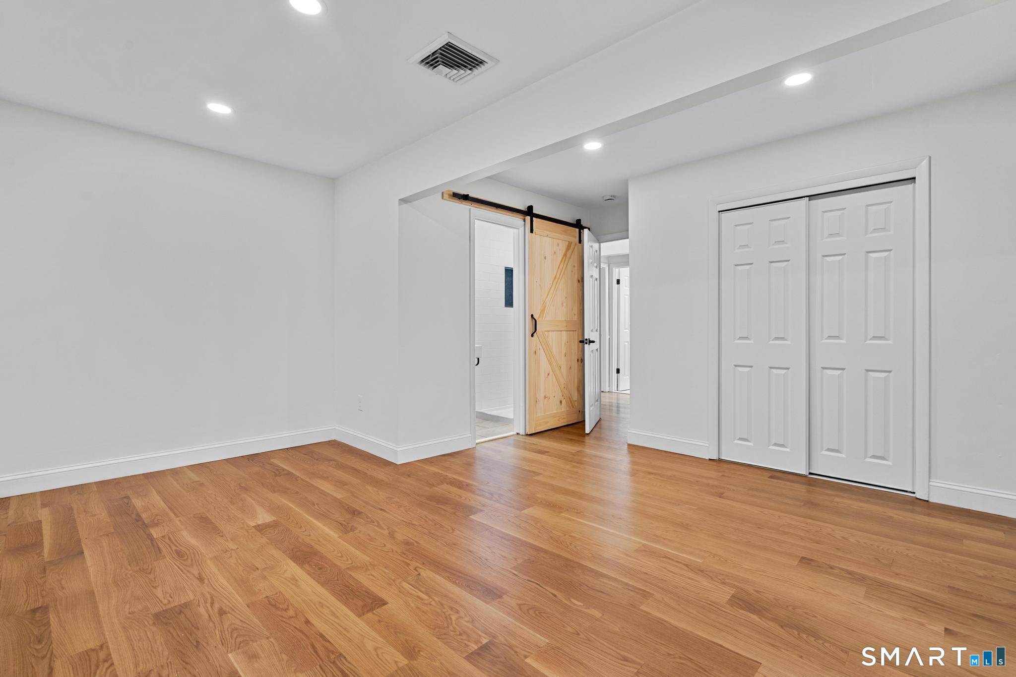 20 Morris Road Woodbridge CT 06525
