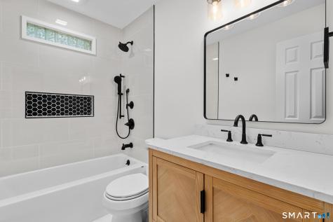 20 Morris Road Woodbridge CT 06525