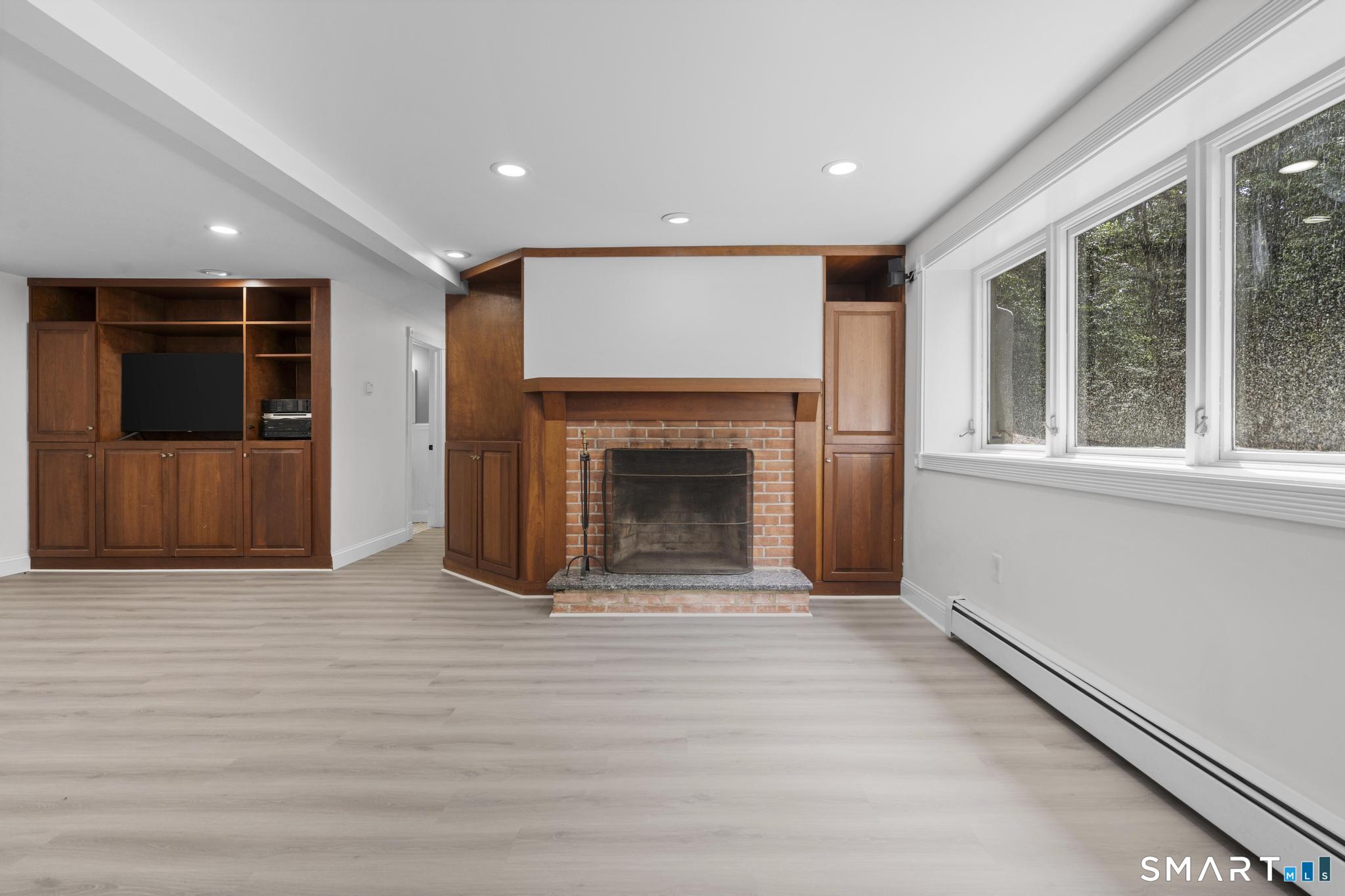 20 Morris Road Woodbridge CT 06525